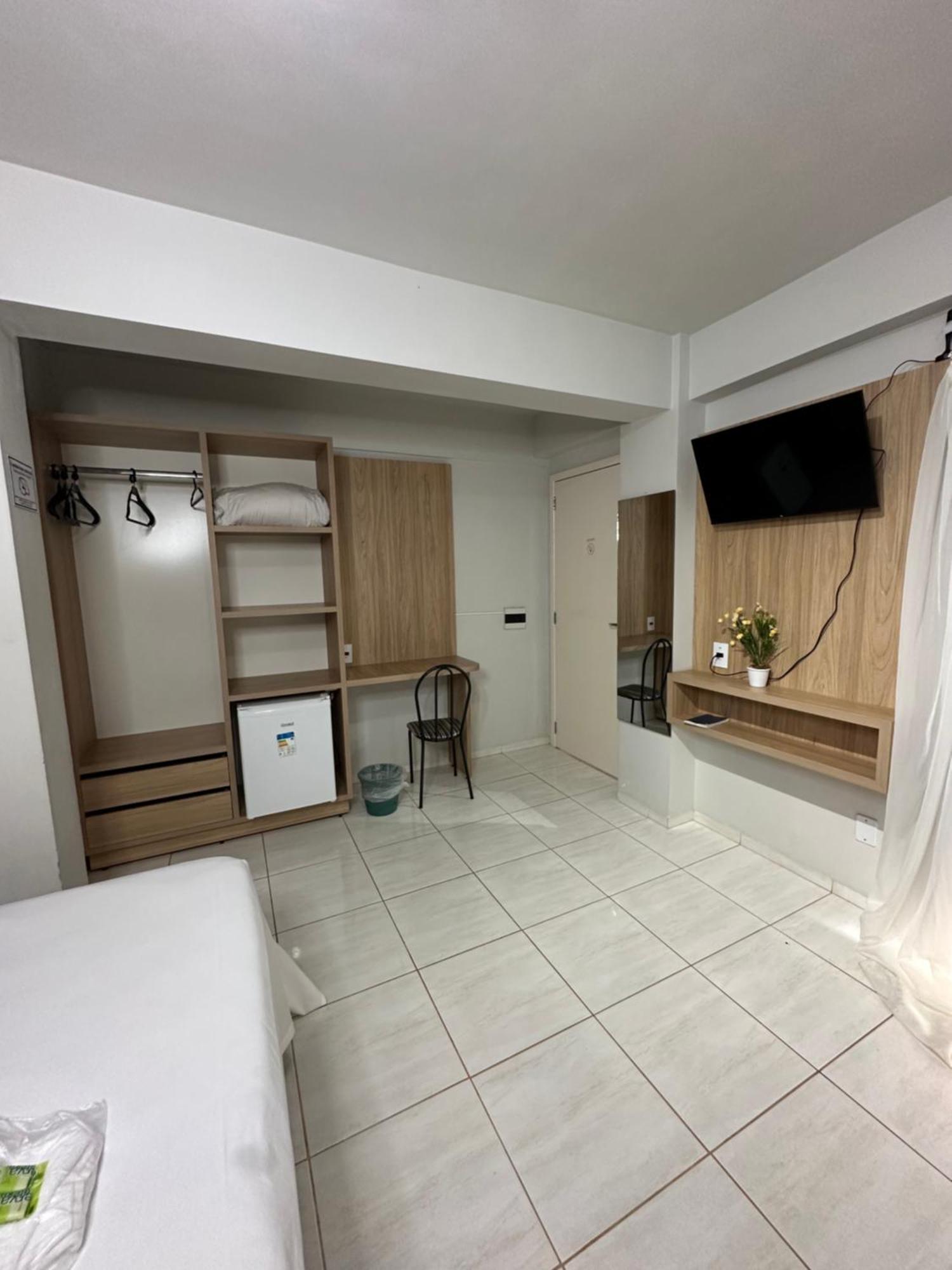 Rai Hotel - Proximo A Prefeitura กัสกาเวล ภายนอก รูปภาพ